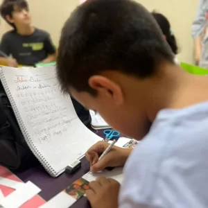 🌟 کارگاه‌ها و مسابقات شاد مدرسه زبان Miss Yasaman