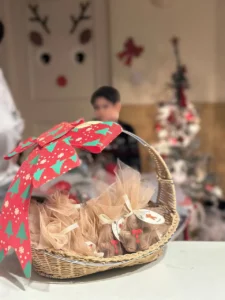 جشن کریسمس در مدرسه میس یاسمن آموزش زبان انگلیسی کودکان تهران منطقه یک 